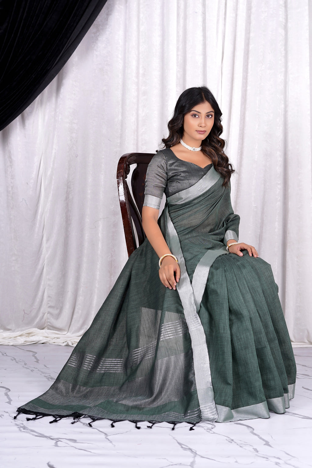 Kahani Forest Whisper Plain Linen Saree for Everyday Elegance