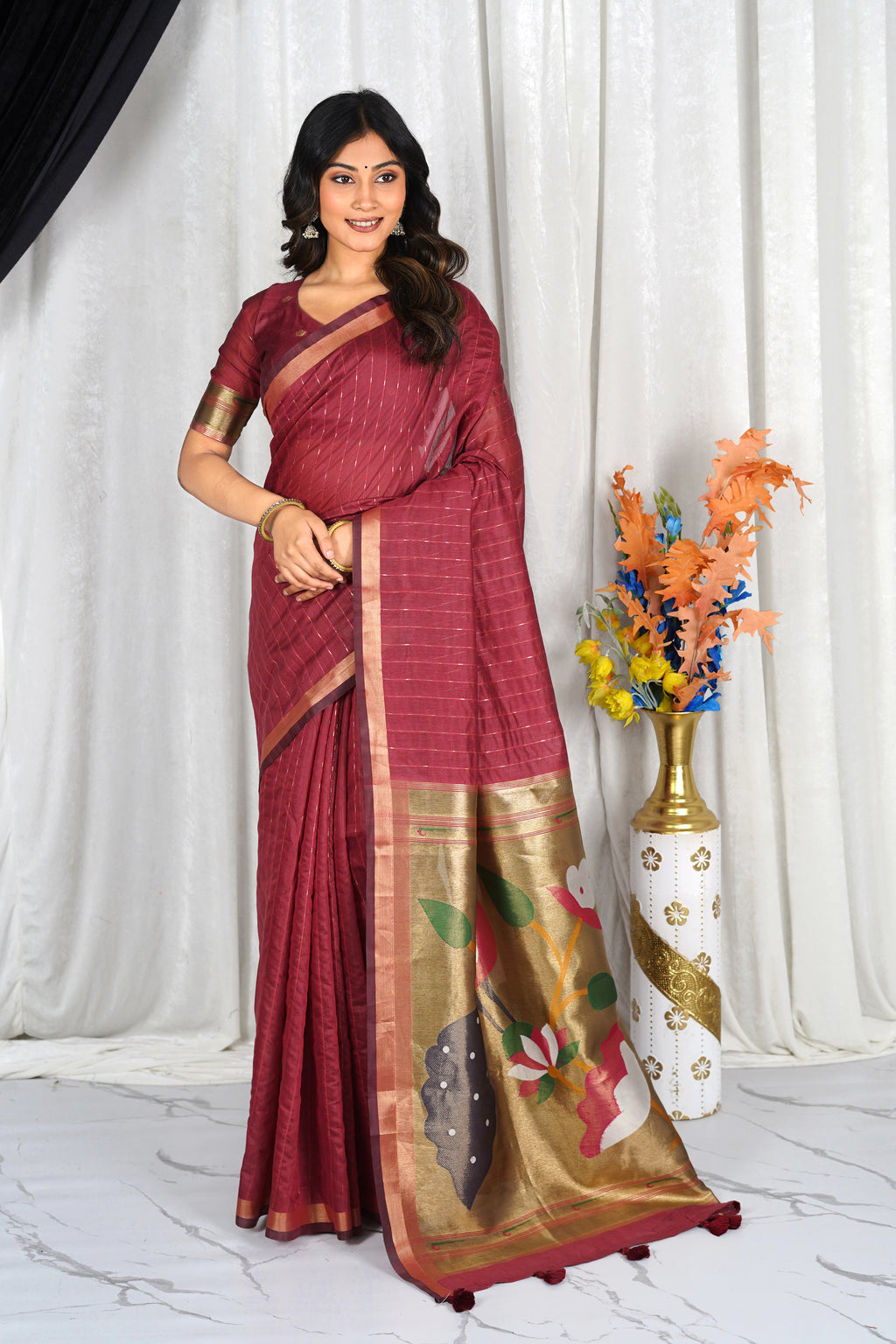 Kahani's Jamdhani Weave Pallu with Zari Wave Butti