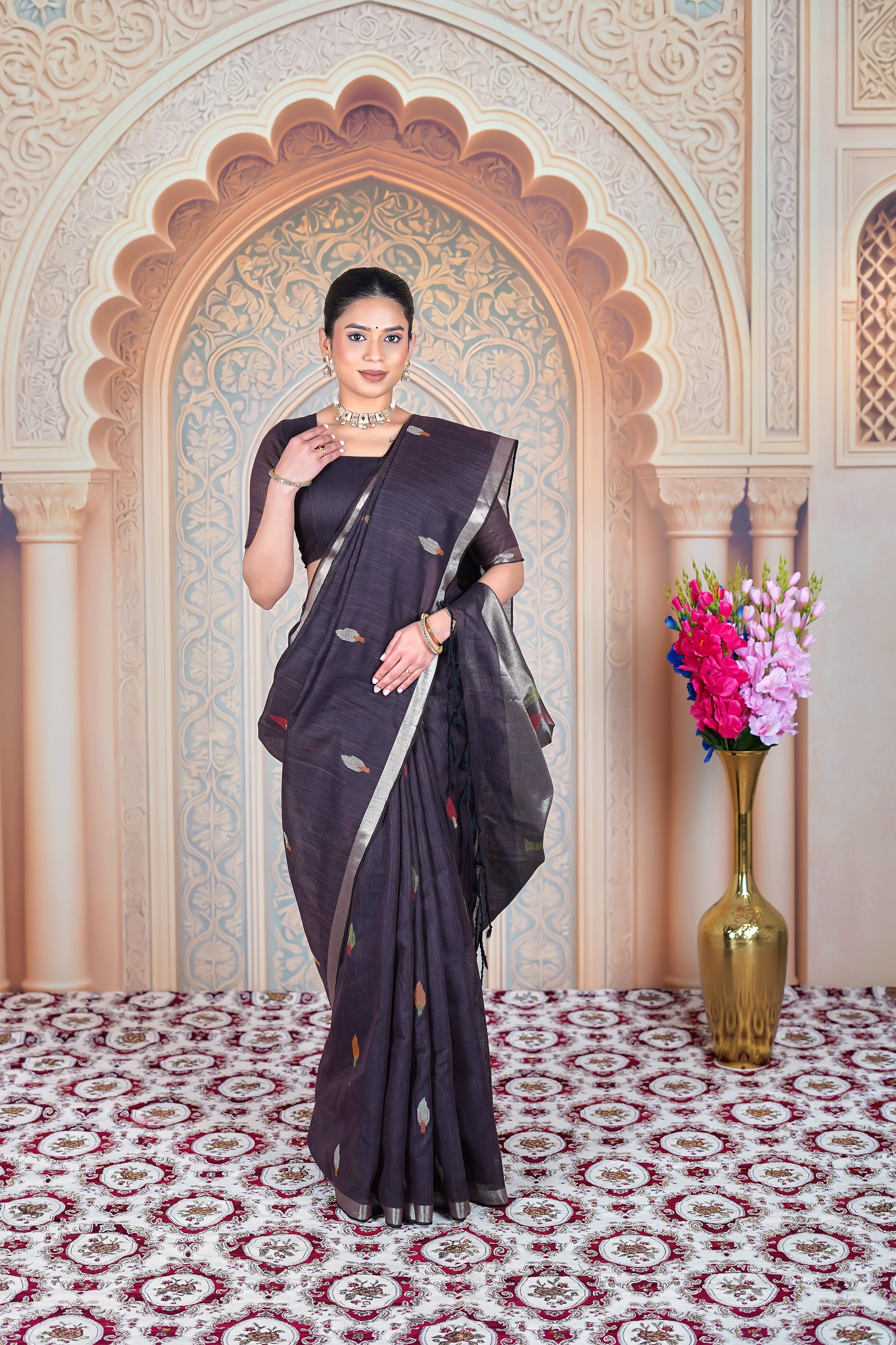Minimalist Soft Linen Saree – Elegant Brown with Artistic Motifs