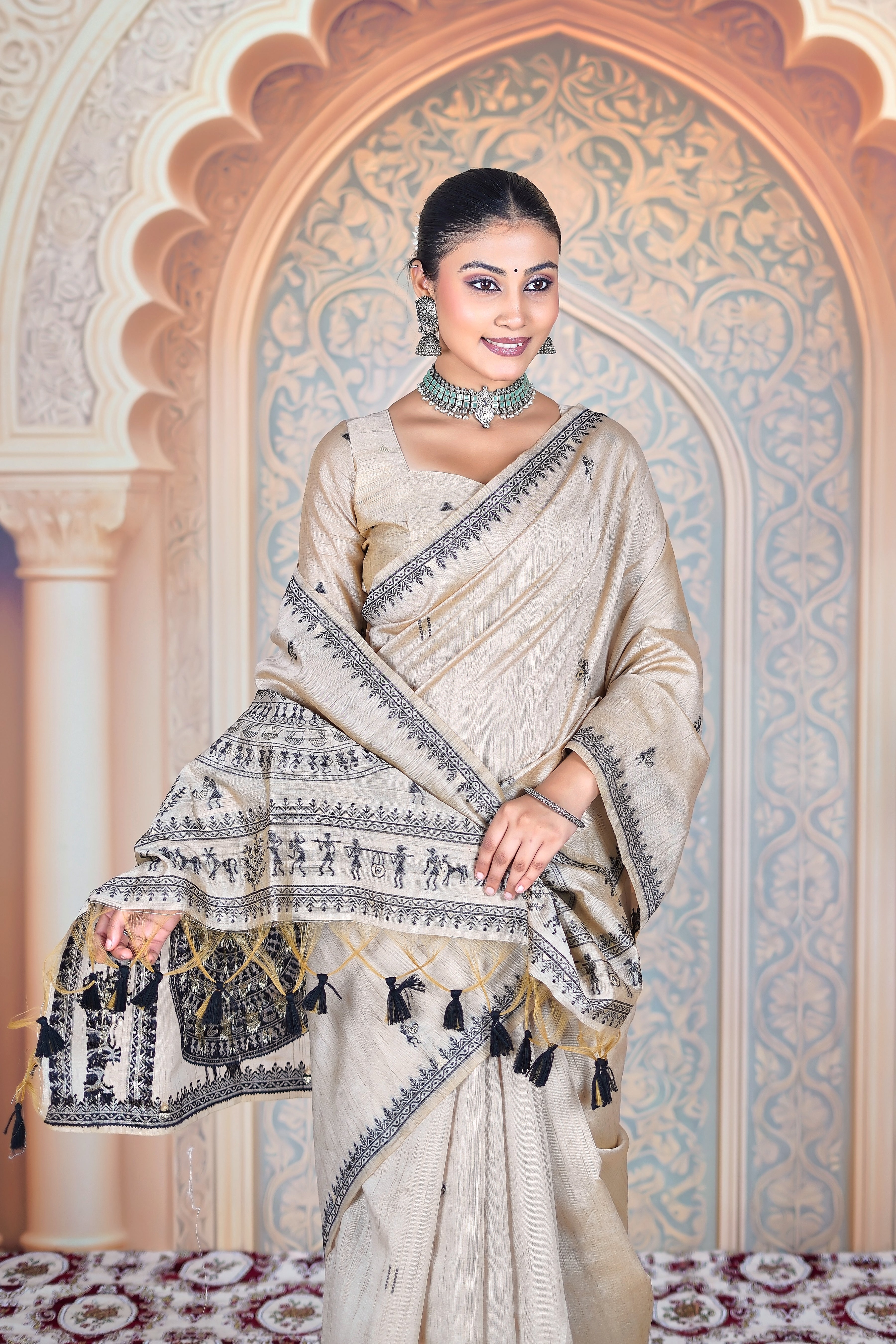 Warli Whispers: Pure Handloom Tussar Silk Saree in Natural Ivory