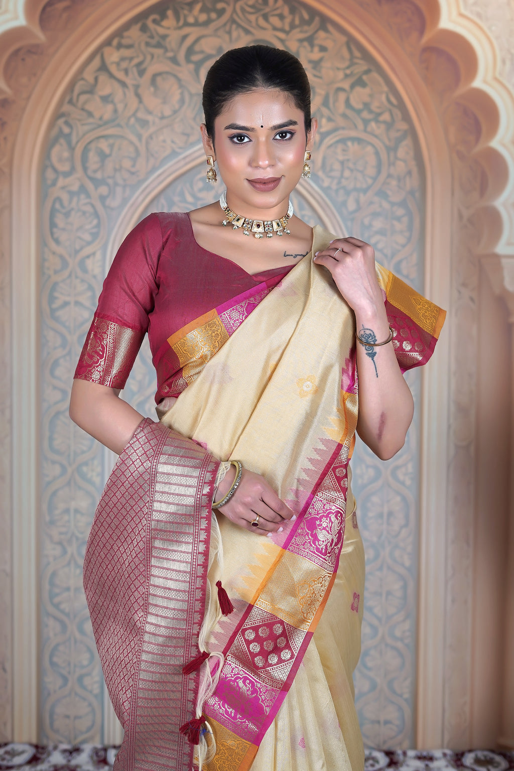 KAHANI Heritage Raw Silk Saree – Gold Weave with Crimson Zari Narrative