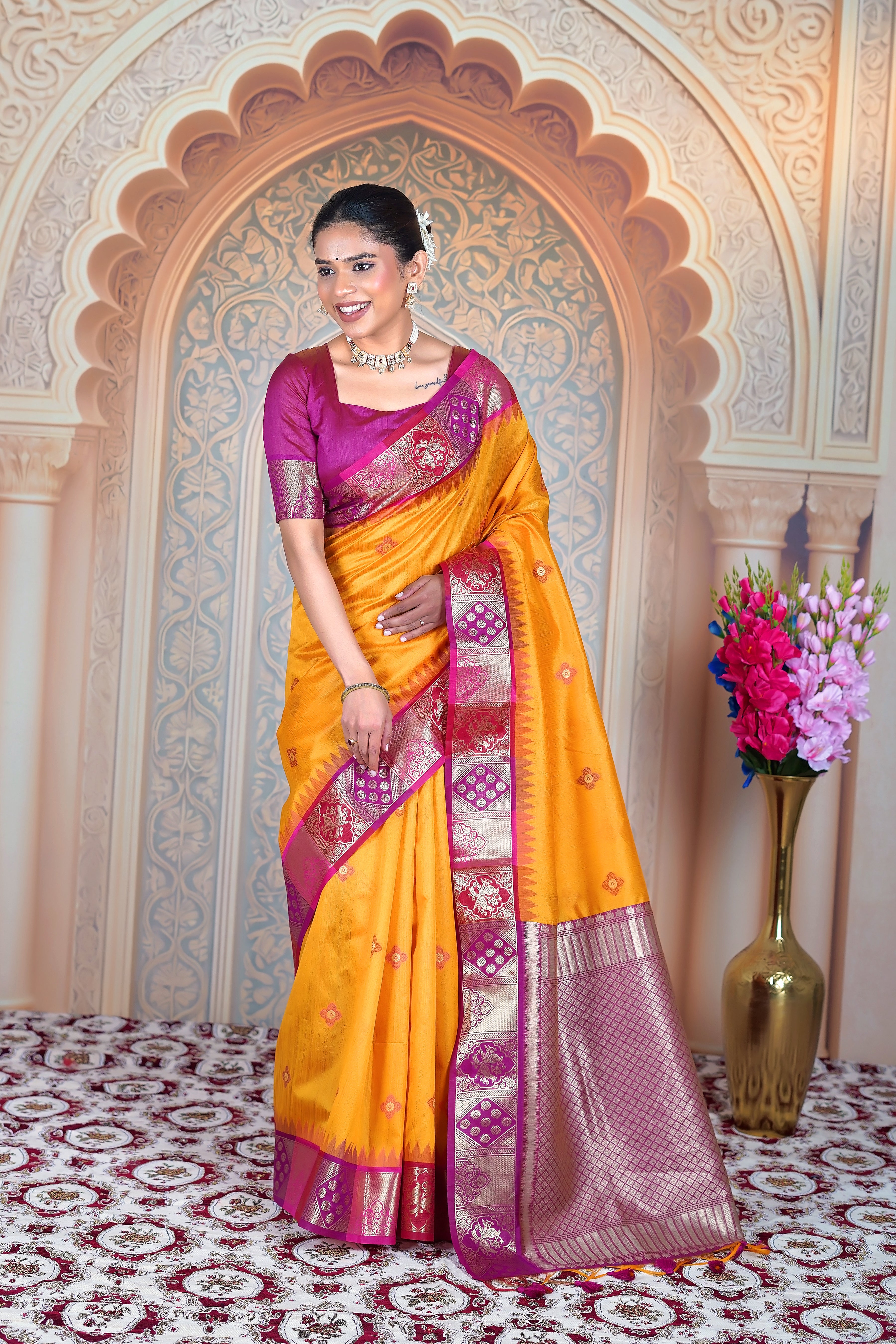 KAHANI Matka Silk Saree with Heritage Zari Weave