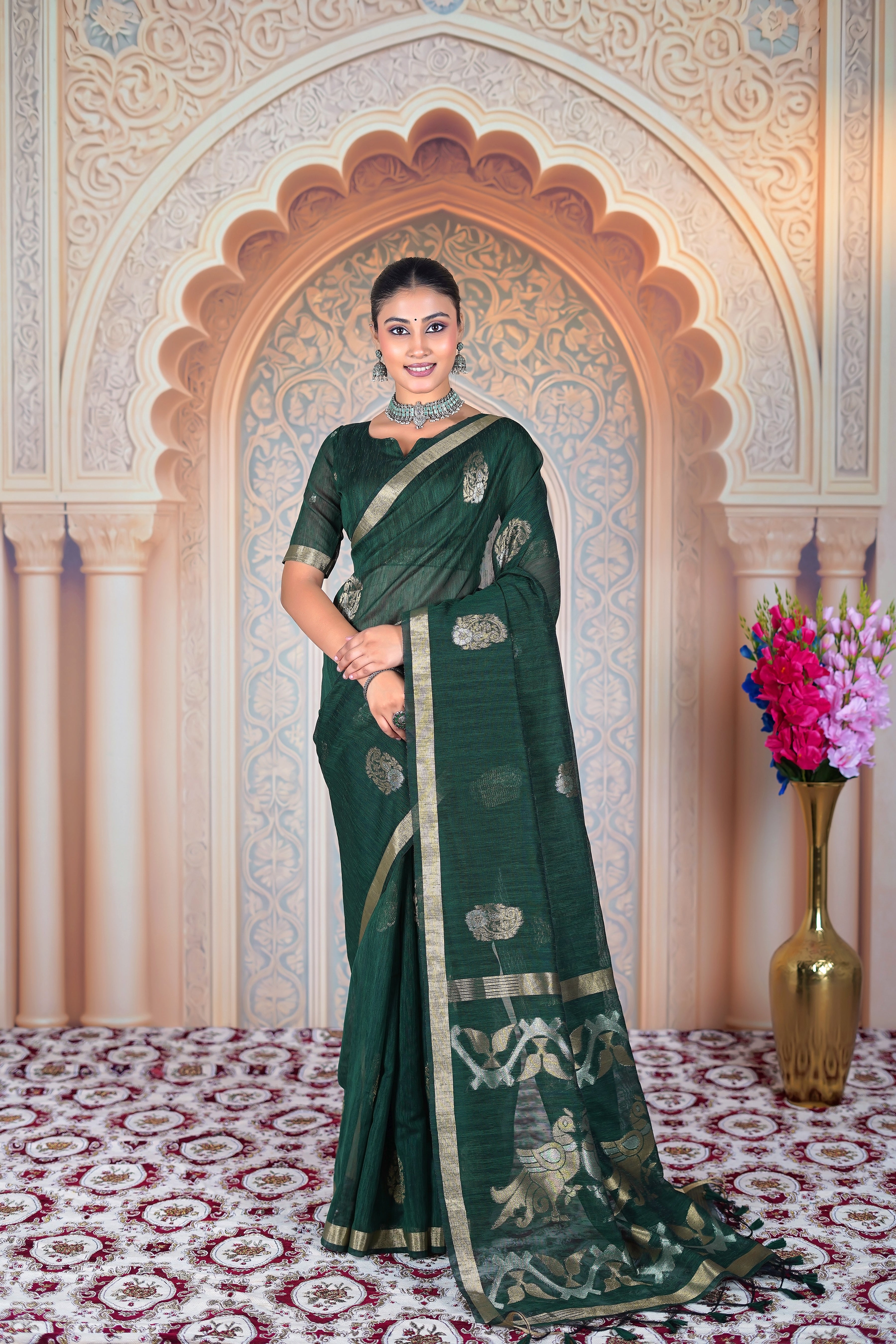Royal Canopy – Deep Green Muga Linen Saree