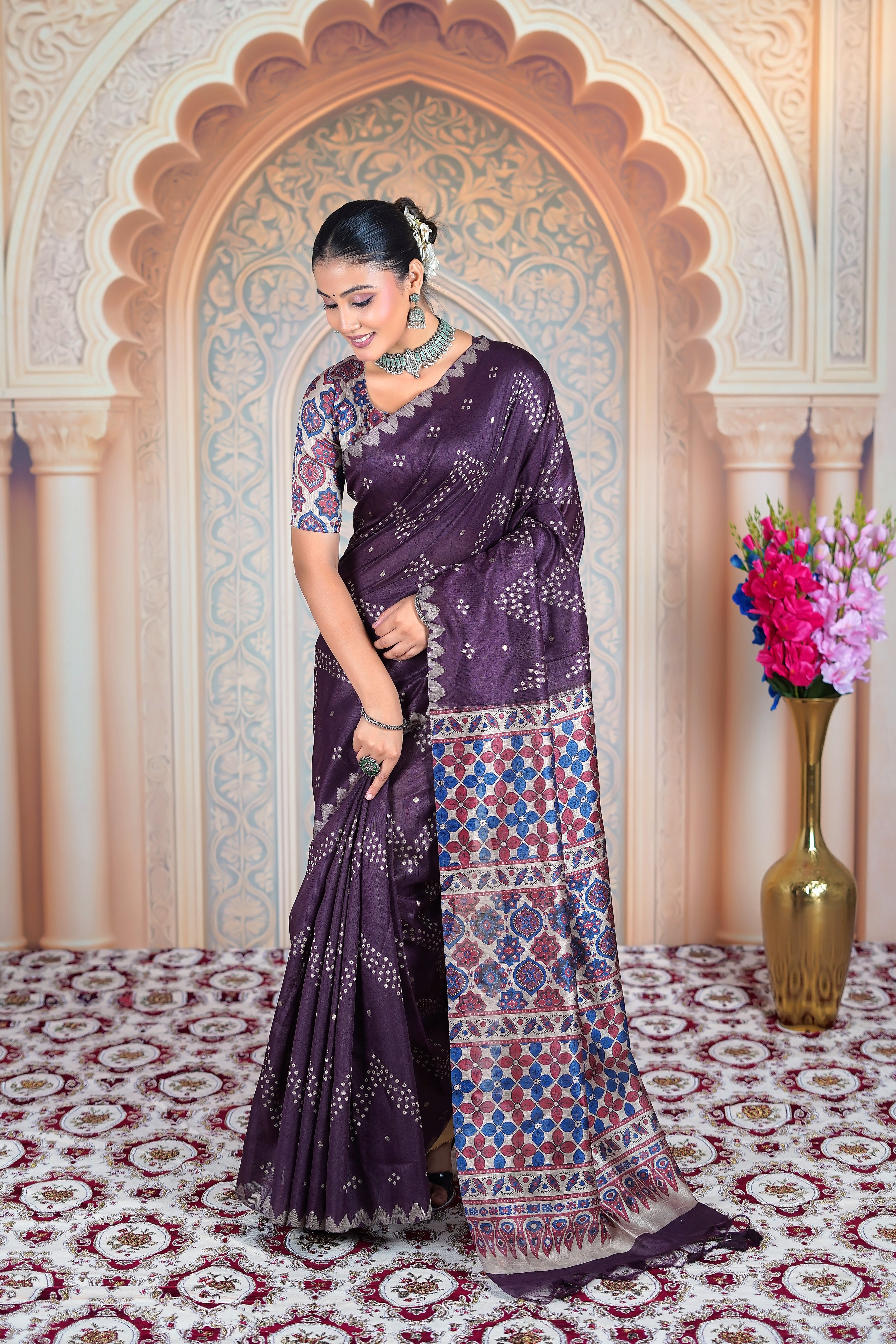 Threads of Tussar, Tales of Ajrak